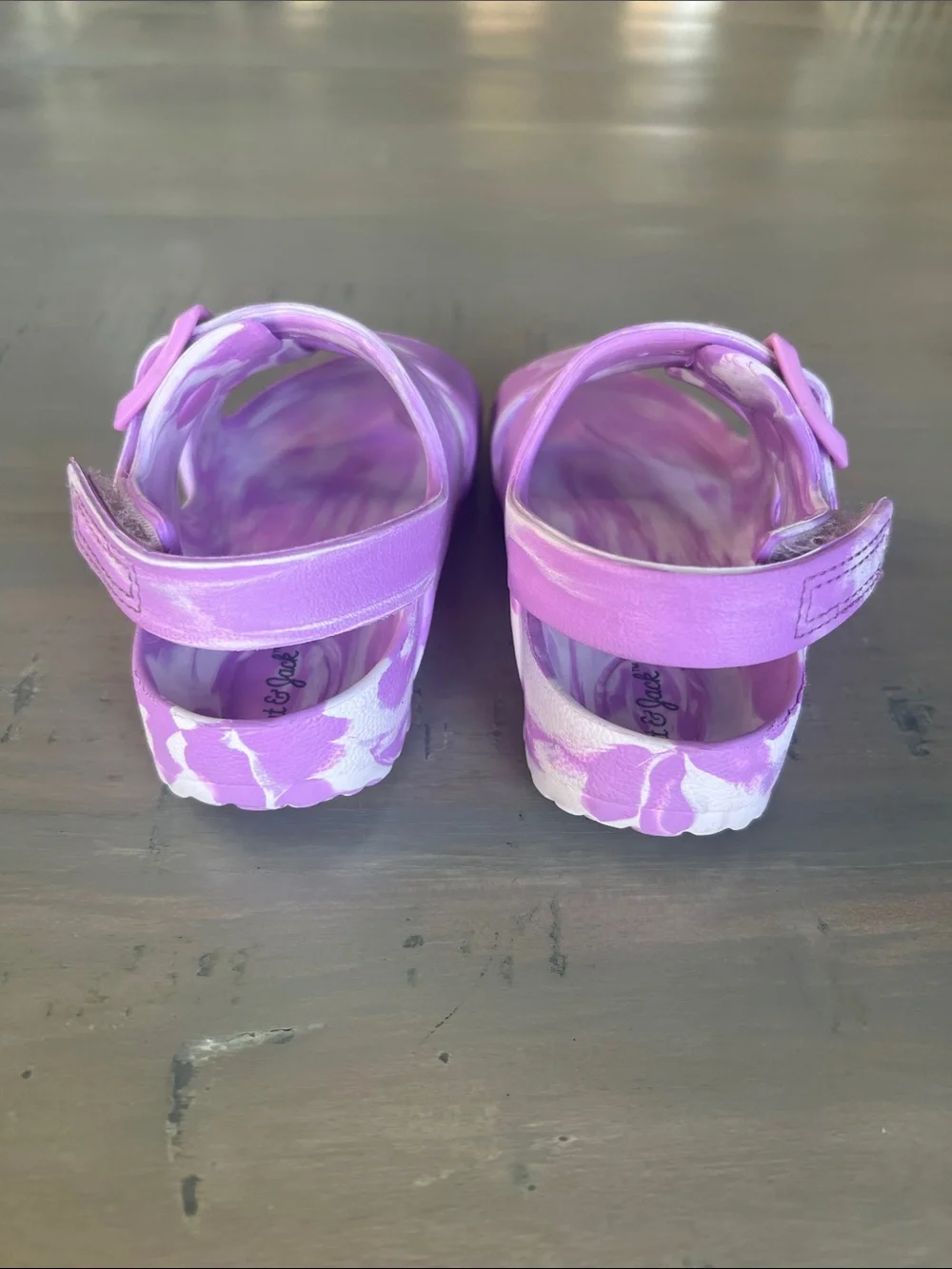 💟 Baby / Toddler Waterproof Sandals / Shoes. Size 7.